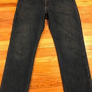 33x30 carhartt fleece lined mens jeans. Good for an extra skinny guy.